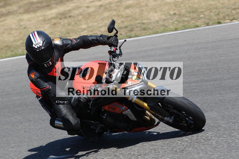 Archiv-2022/51 10.08.2022 Freeride Training ADR/Medium/40